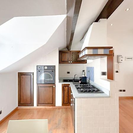 Ferienwohnung Elegante Mansarda 300Mt Dal Mare - Centro - Wifi Savona Exterior foto