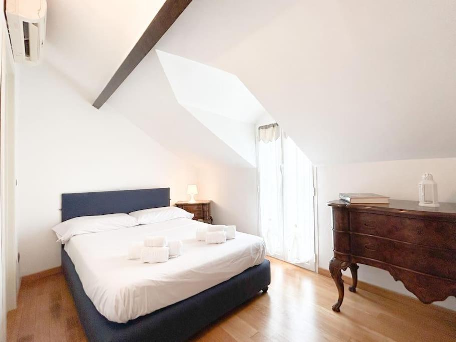 Ferienwohnung Elegante Mansarda 300Mt Dal Mare - Centro - Wifi Savona Exterior foto
